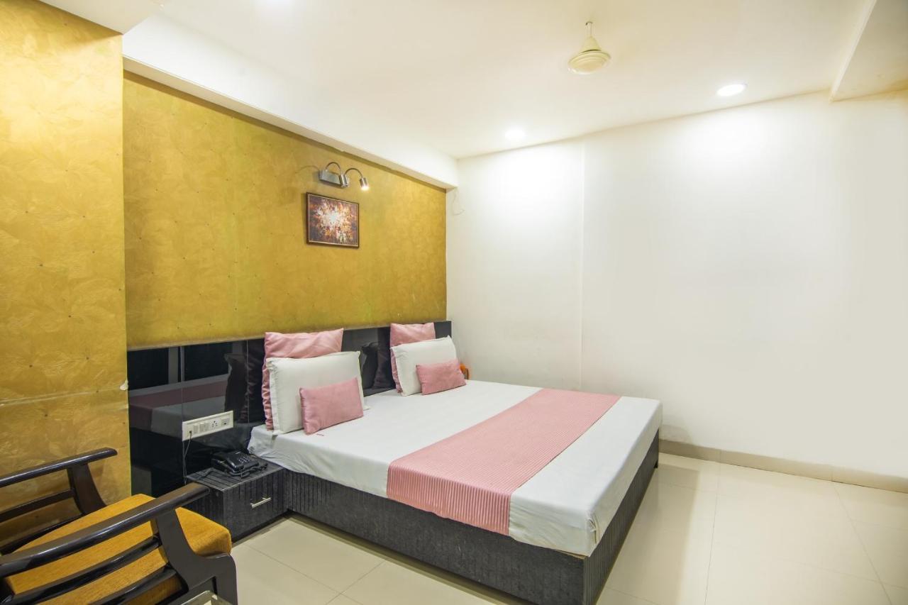 Morya Regency Hamidia Road Hotel Бопал Екстериор снимка
