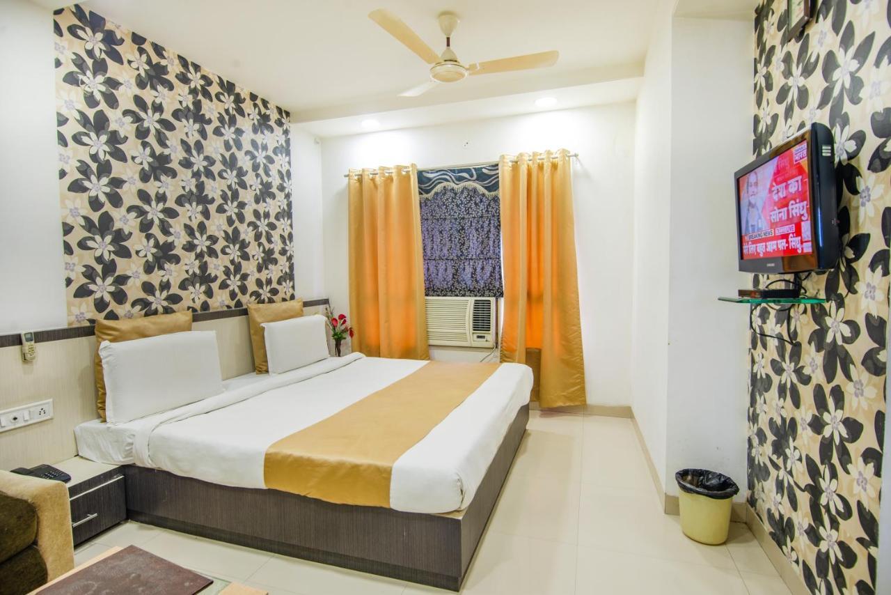 Morya Regency Hamidia Road Hotel Бопал Екстериор снимка