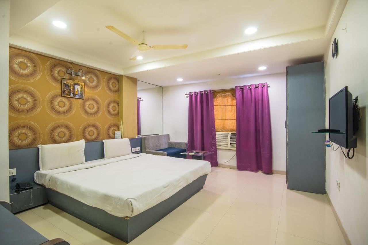 Morya Regency Hamidia Road Hotel Бопал Екстериор снимка